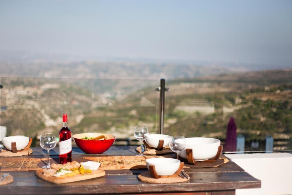Arcadia, Kallepia * Paphos